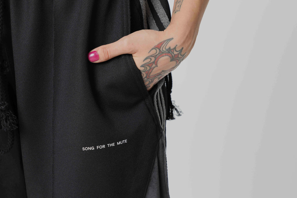 adidas Originals x Song For The Mute ADI006 Track Pants - KC0323 APP - BOTTOM - MEN - ADULT - QS - WI - 25 en Lust México