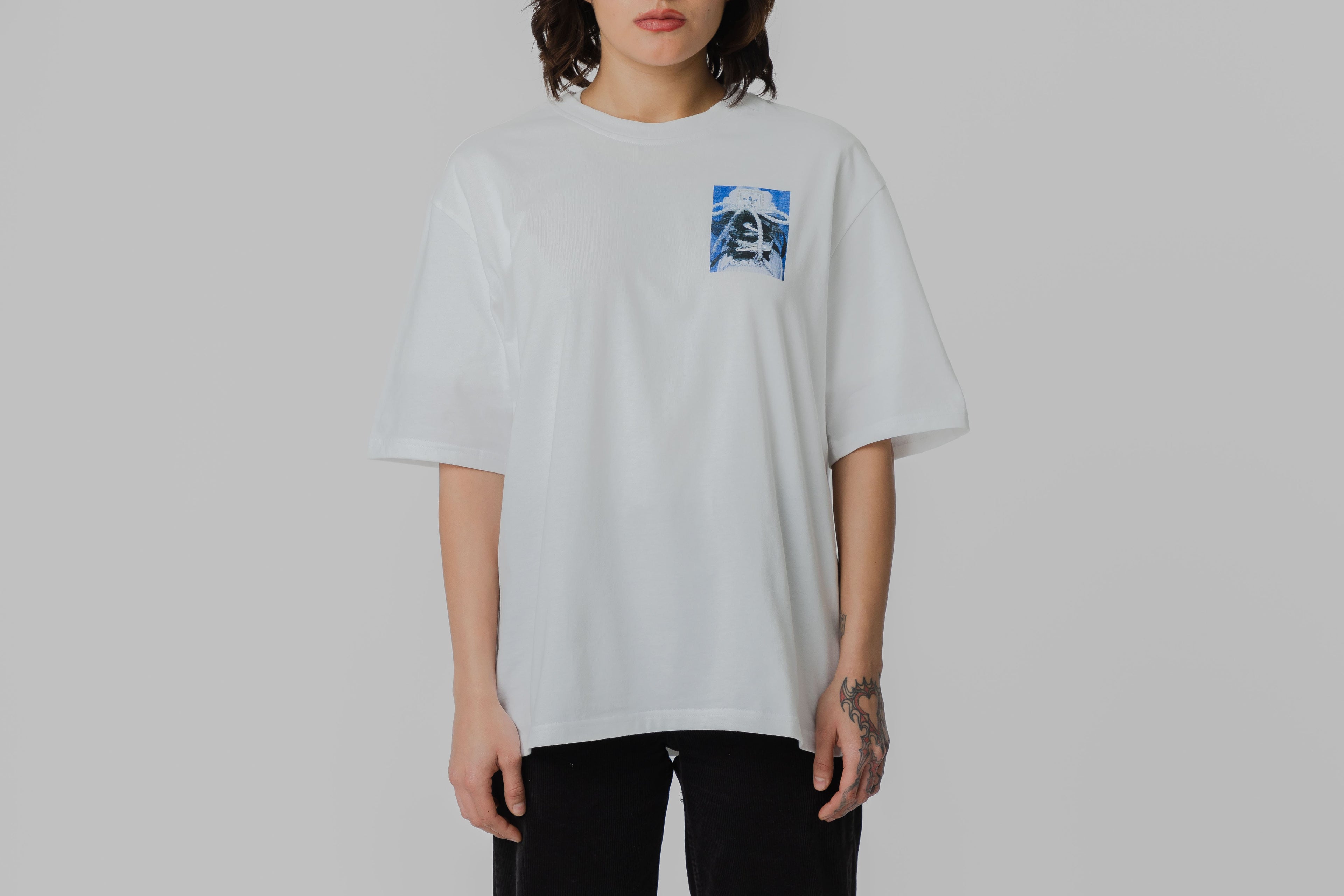 adidas Originals GFX SSTR SS Tee - KC6270 - Lust México