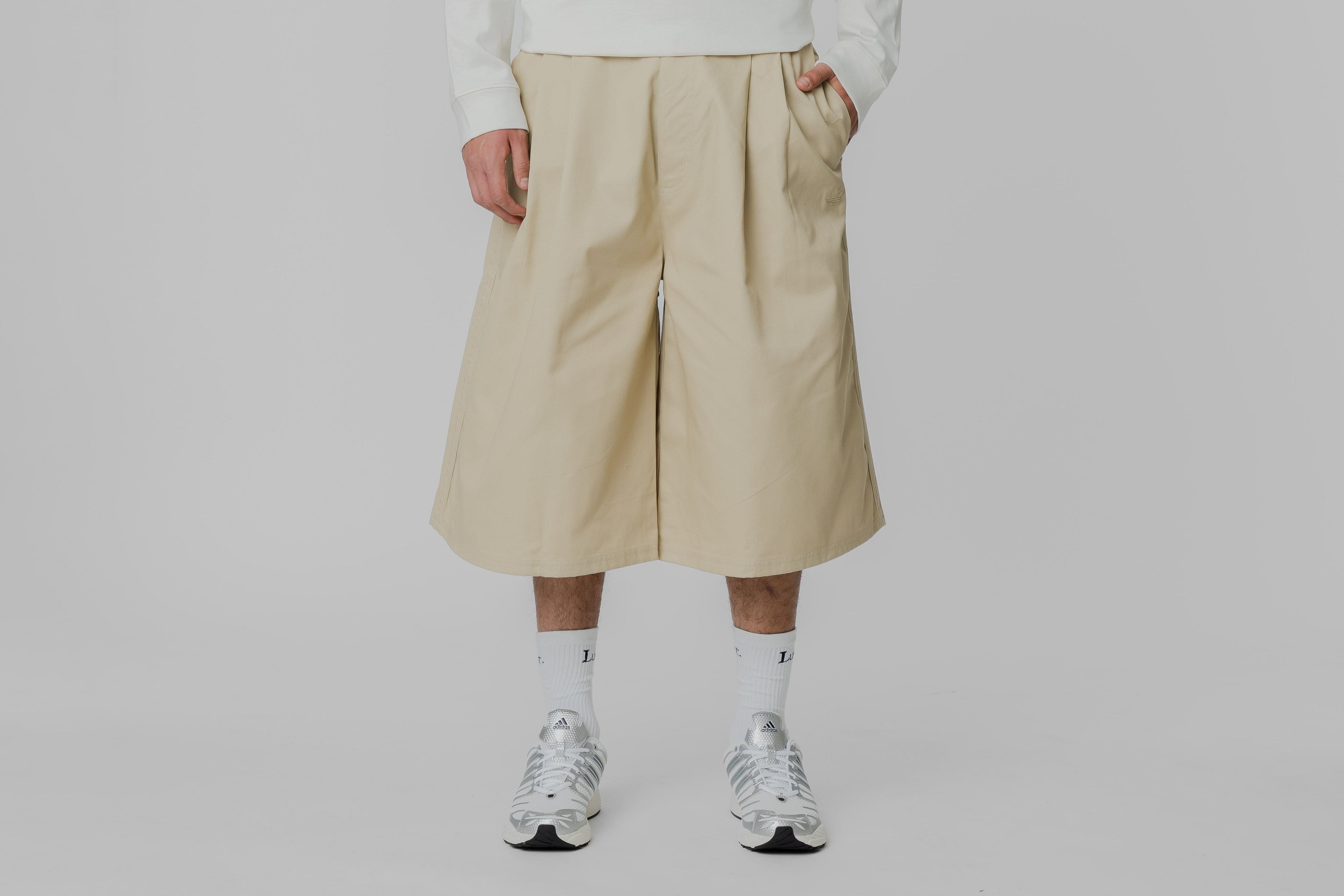 adidas Premium Essentials Shorts - KD6567 - Lust México