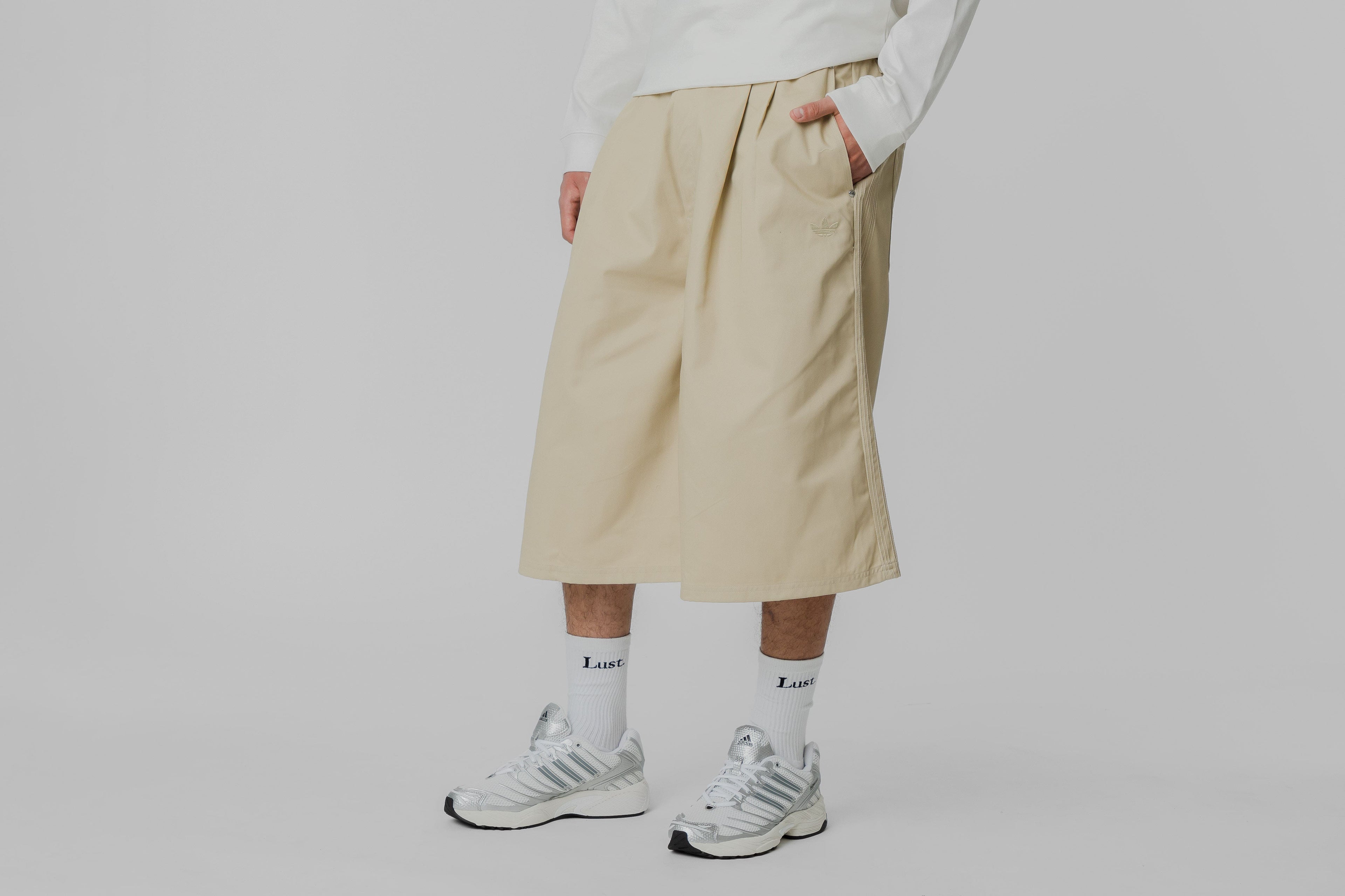 adidas Premium Essentials Shorts - KD6567 - Lust México