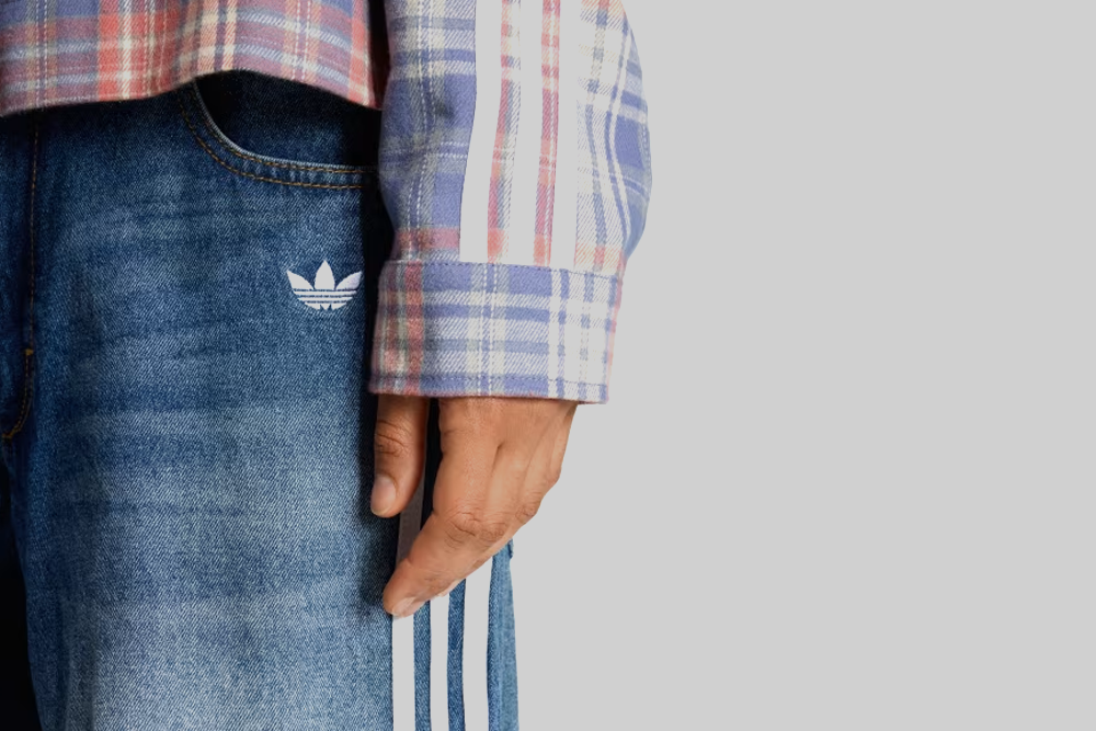 Women's adidas Originals Loose Denim Distressed Pants - KE3300