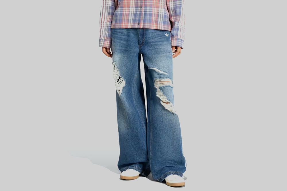 Women's adidas Originals Loose Denim Distressed Pants - KE3300