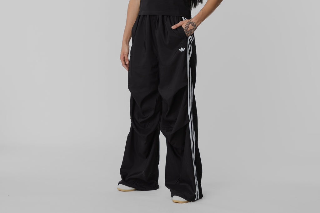 Women's adidas Originals Teamgeist Relaxed Track Pants - KE9790