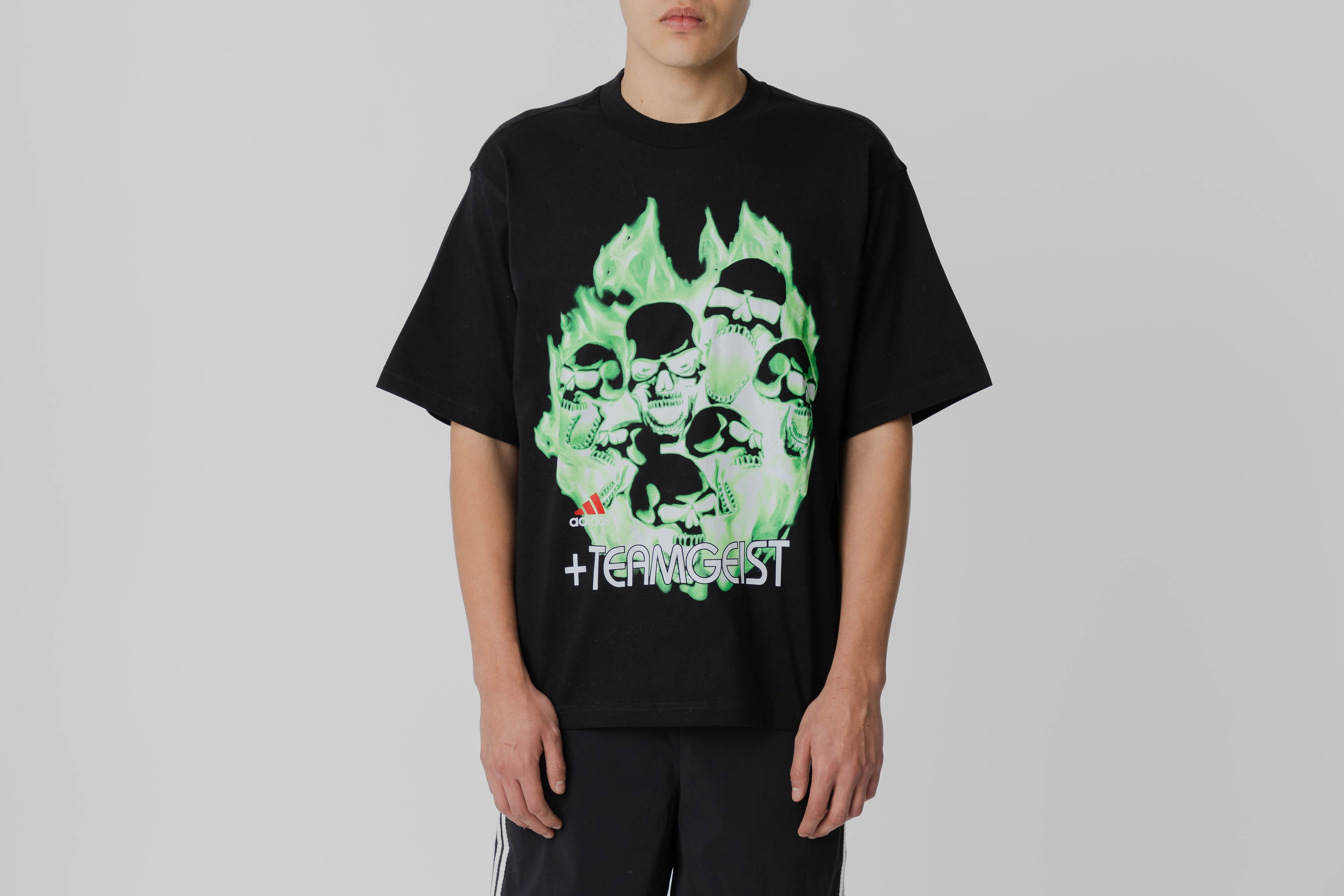 adidas Teamgeist Moto Graphic Tee - KG2672