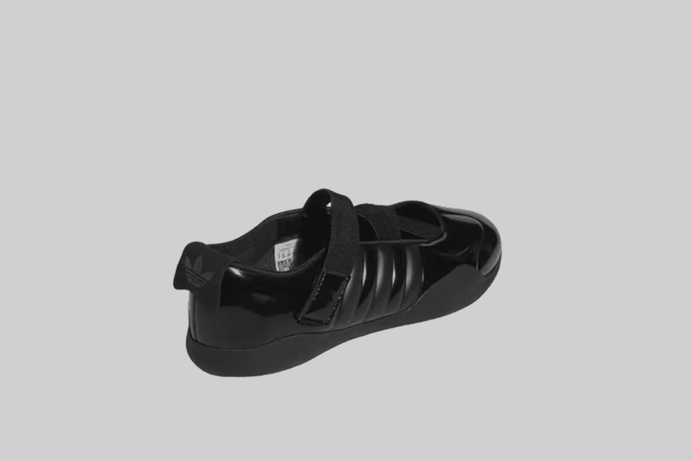 Women's adidas x Caroline Hu x Edison Chen Taekwondo 'Core Black' - KK1395