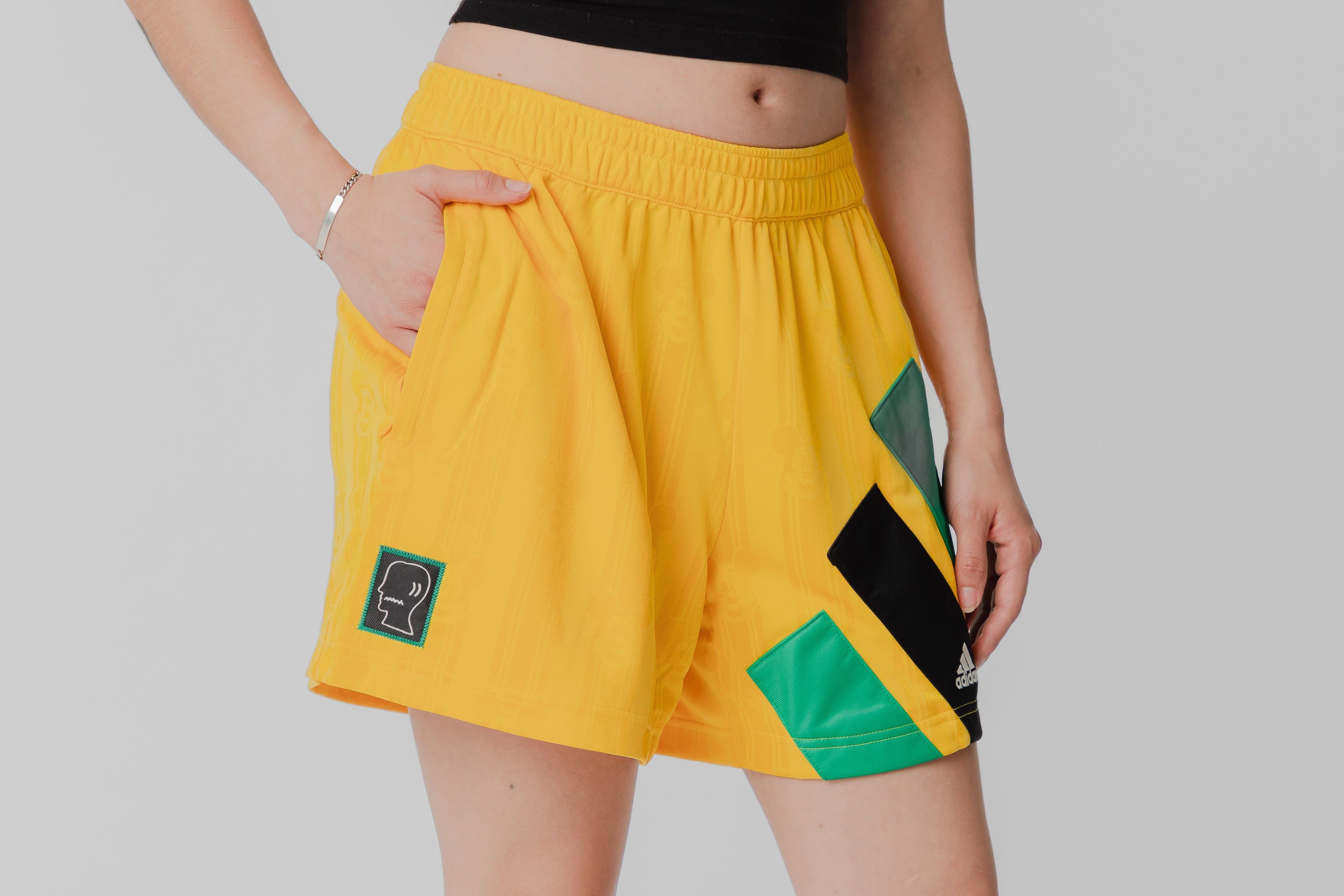 adidas x Brain Dead x Disney Football Short - KR5197 - Lust México