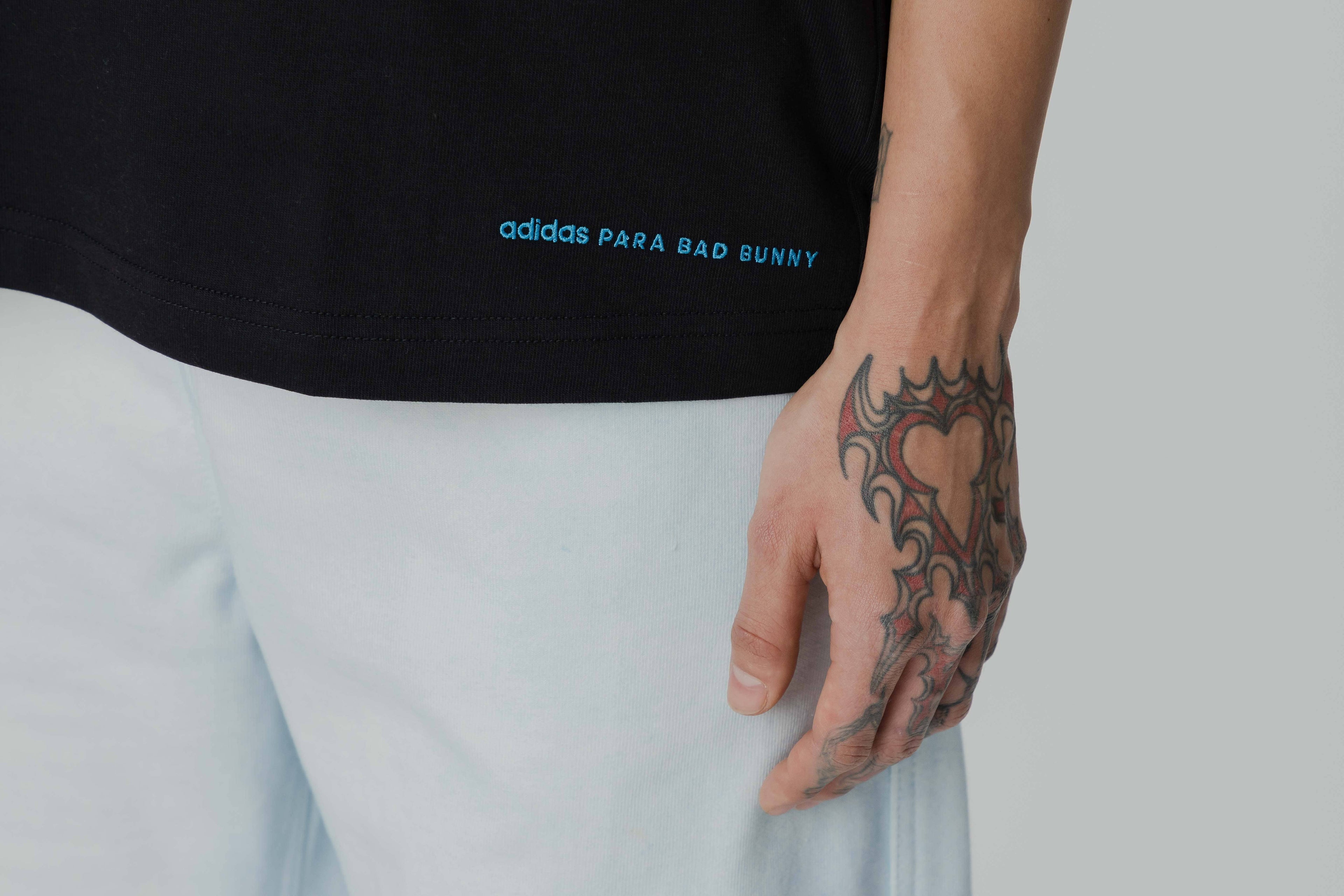 adidas para Bad Bunny CDMX SS Tee - KX4478 - Lust México
