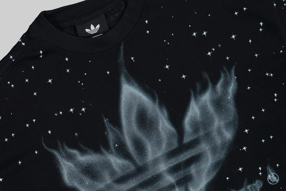 Hellstar x adidas Graphic Tee - KY7305 - Lust México