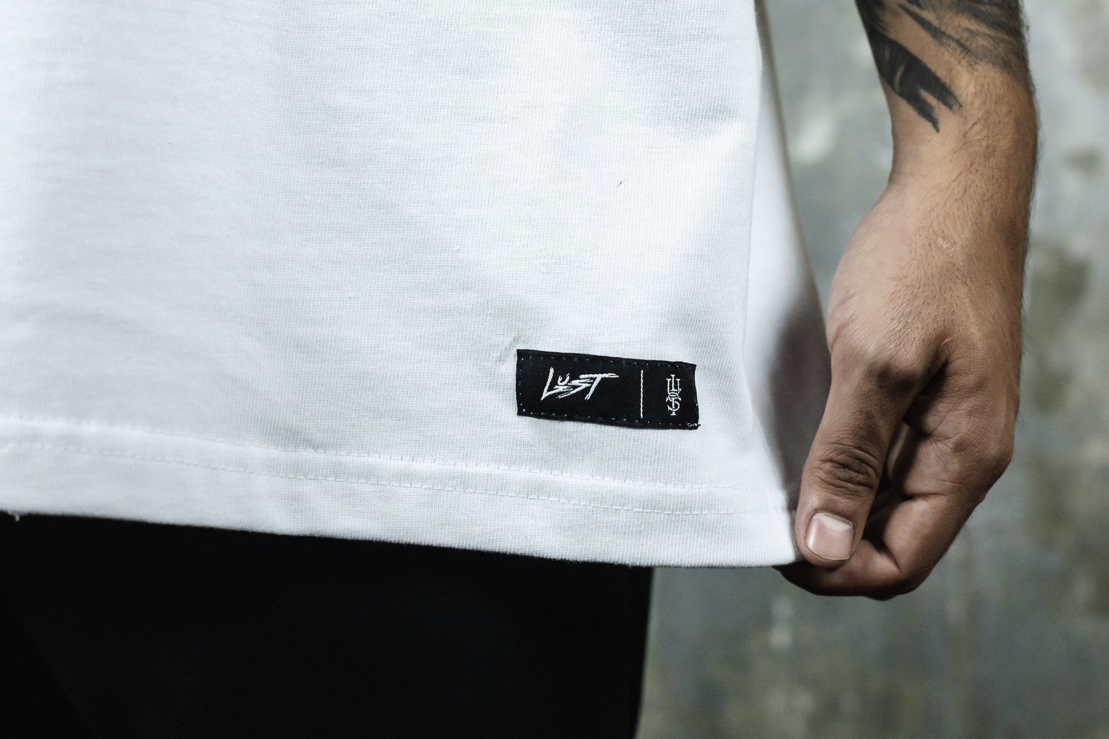 Lust Daily Essentials Minilogo Front Tee &