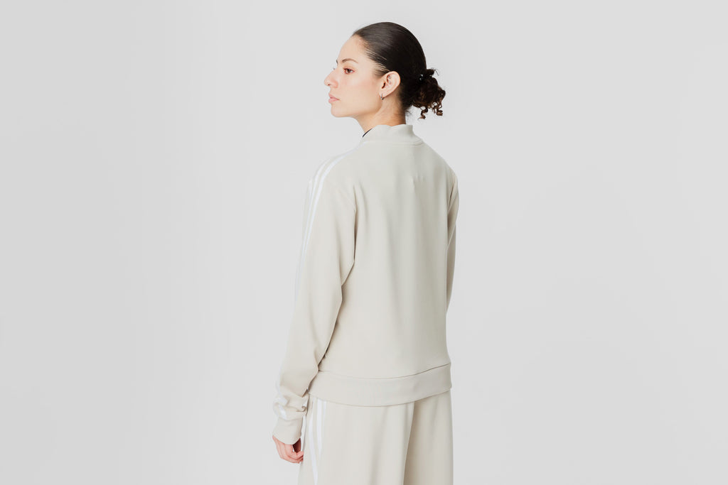 Women's adidas Originals x JENNIE Wrap SSTR Track Top - LD4964 - Lust México
