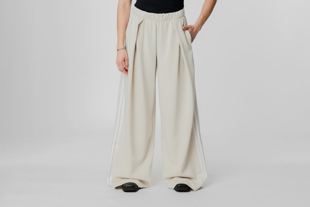 Women's adidas Originals x JENNIE Pleated Track Pants - LD4965 - Lust México