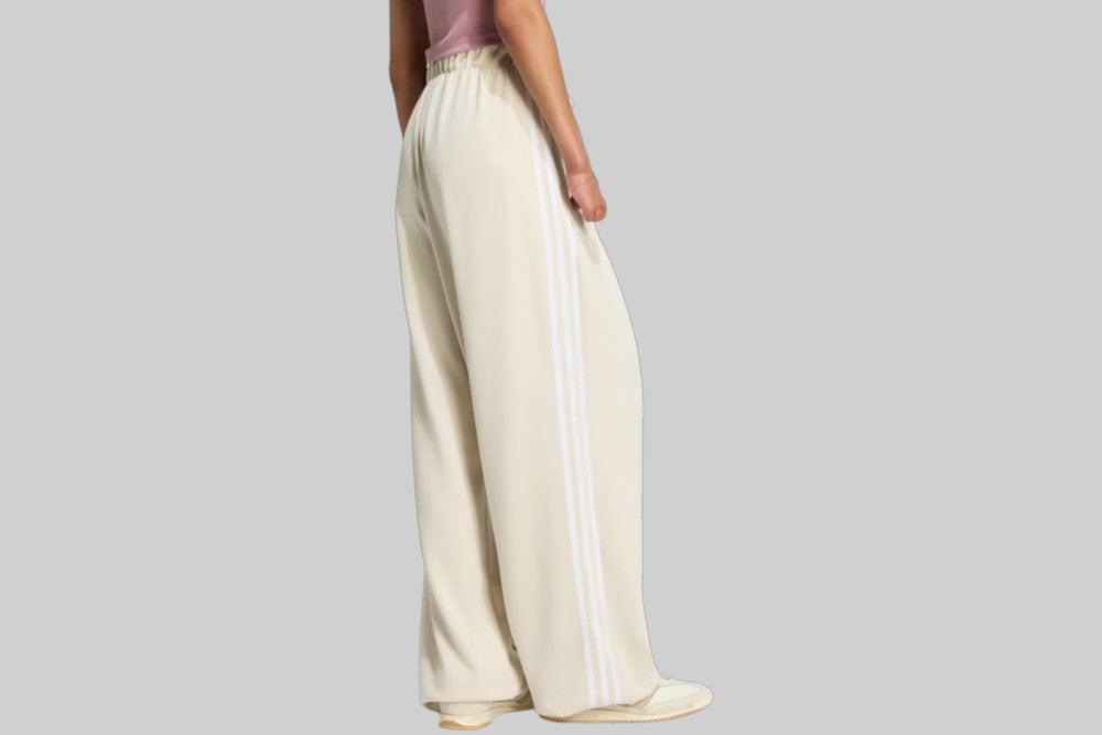 Women's adidas Originals x JENNIE Pleated Track Pants - LD4965