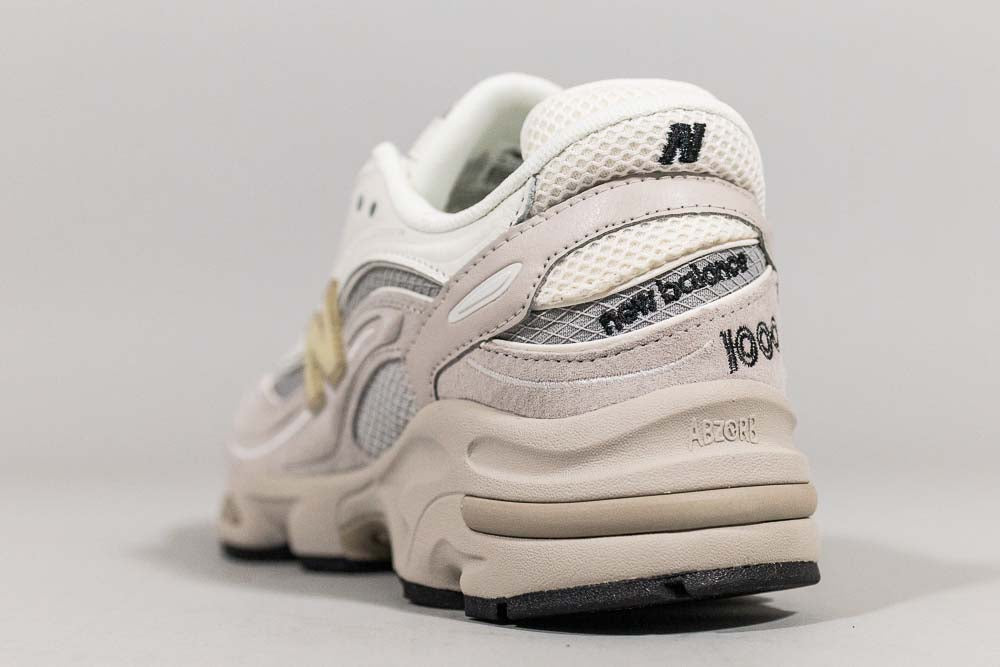 New Balance 1000 &