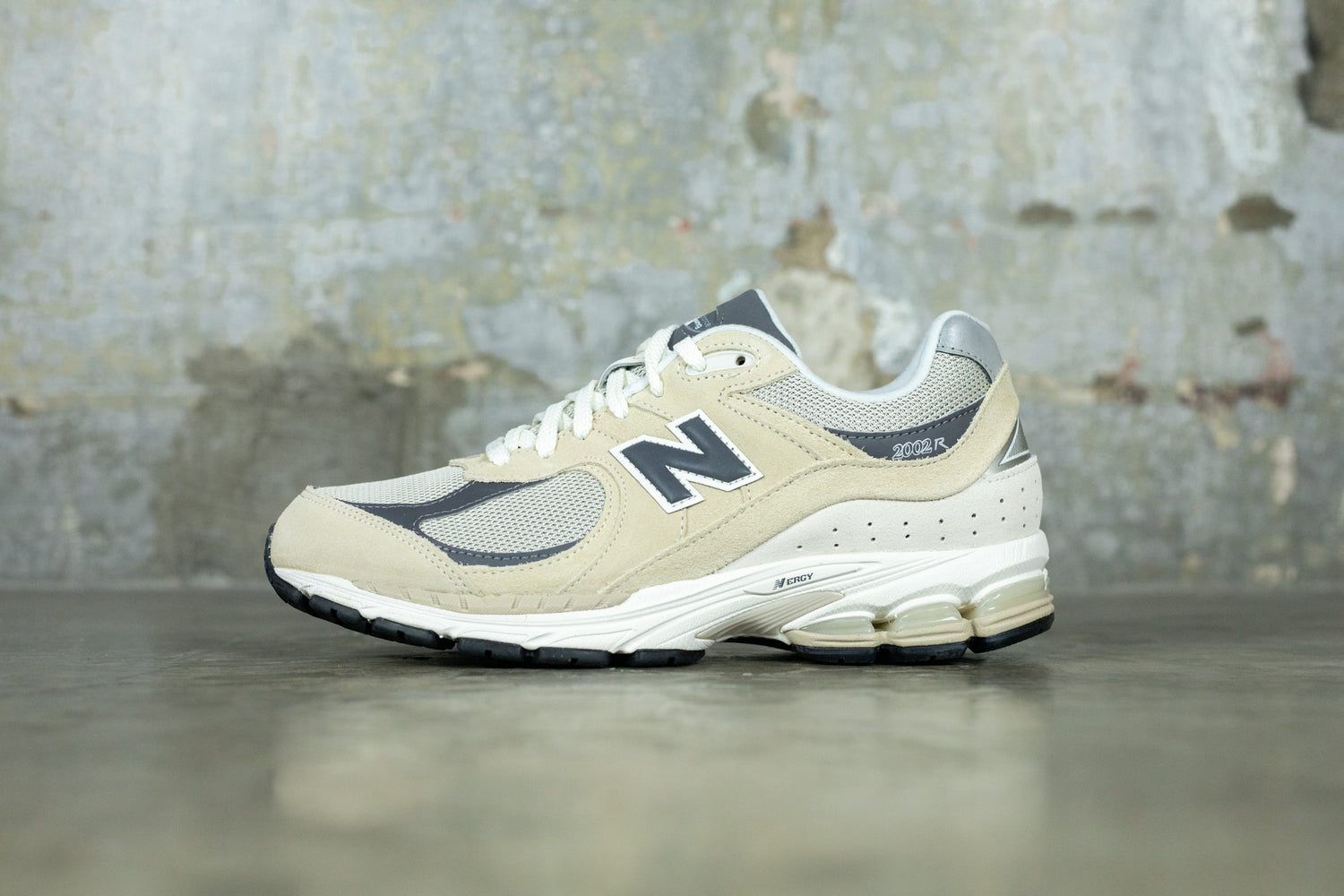 New Balance 2002R &