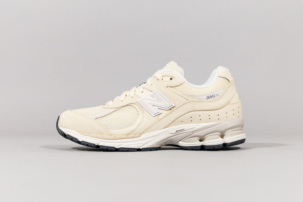New Balance 2002 &
