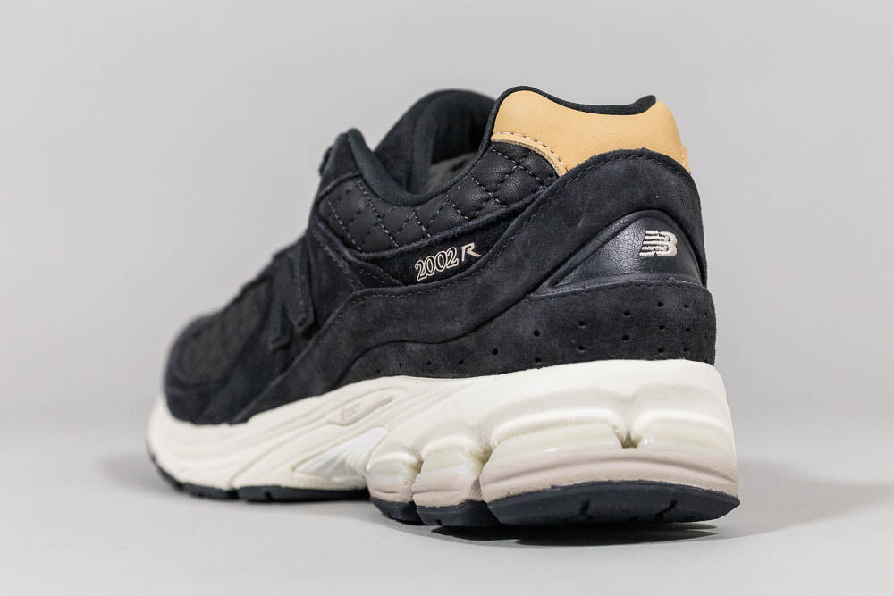 New Balance 2002R &