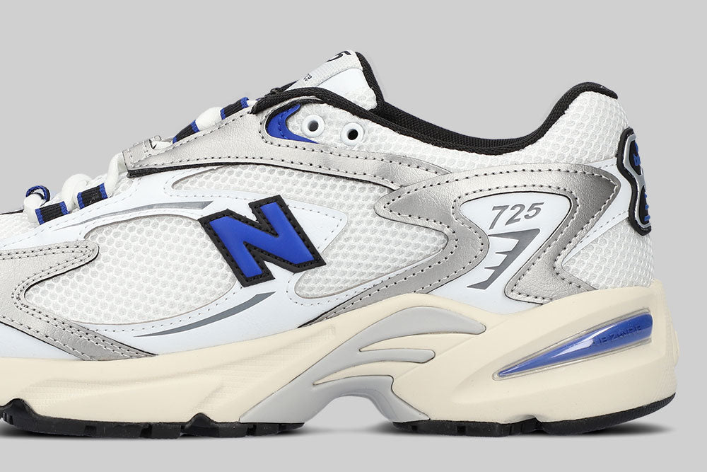 New Balance 725 'White and Blue'