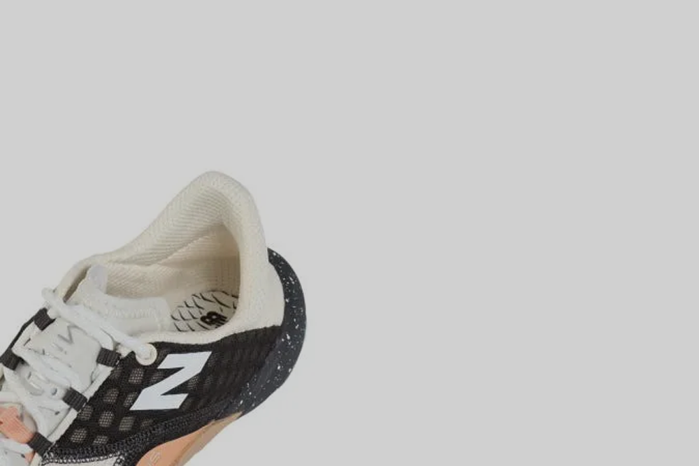 New Balance Minimus 'Black'