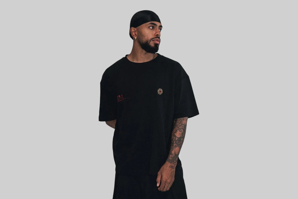 J Balvin Omerta Pin T-Shirt - OMT01-BLK - Lust México