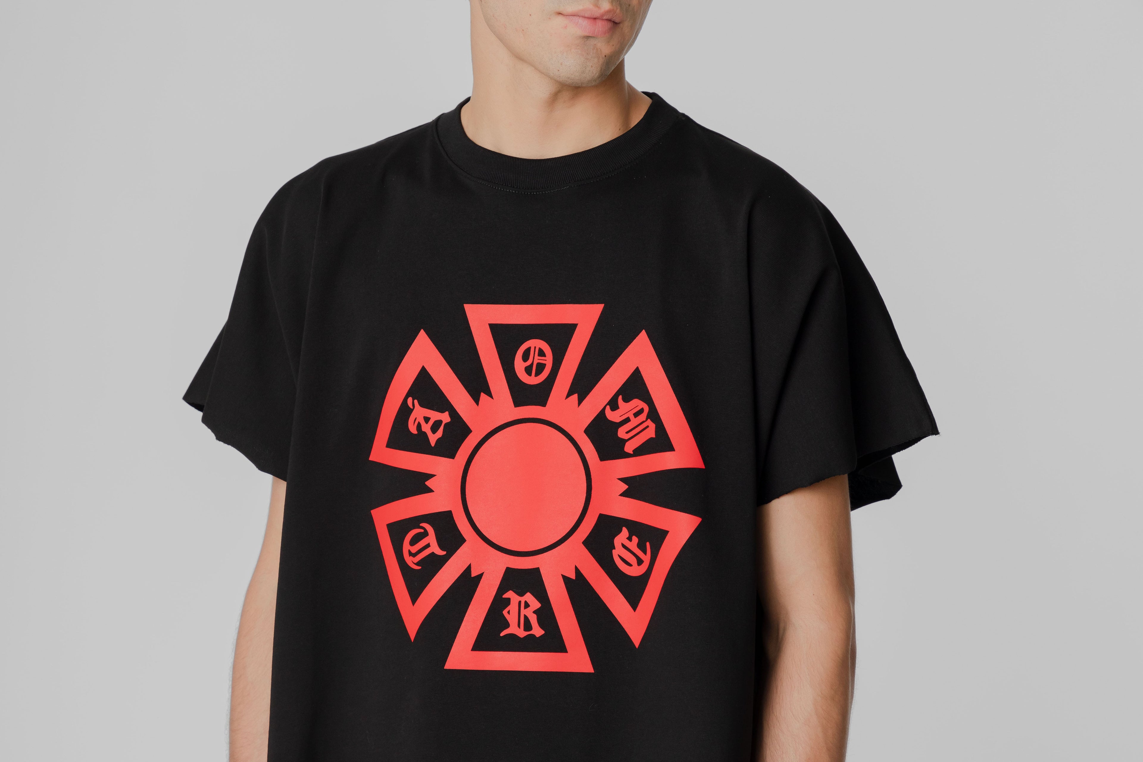 J Balvin Omerta SL Boxy Tee - OMT03-BLK - Lust México