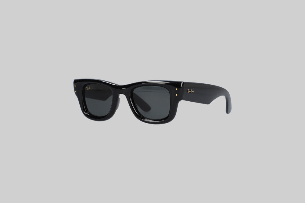Ray-Ban Wayfarer Puffer Sunglasses 'Black'