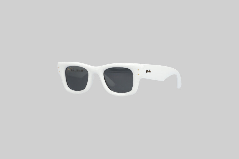 Ray-Ban Wayfarer Puffer Sunglasses 'White'