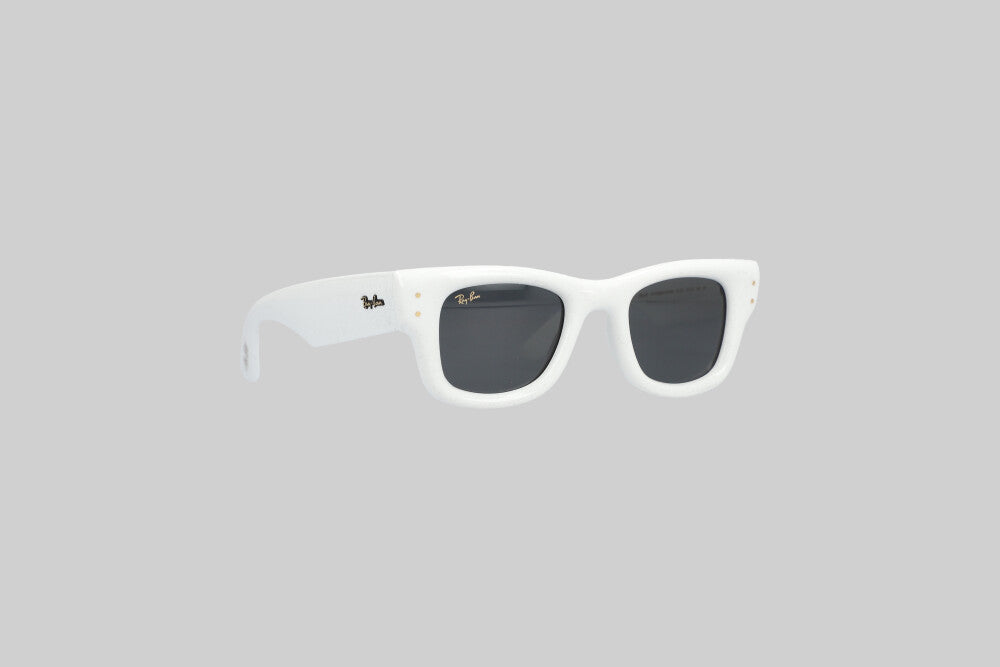 Ray-Ban Wayfarer Puffer Sunglasses 'White'