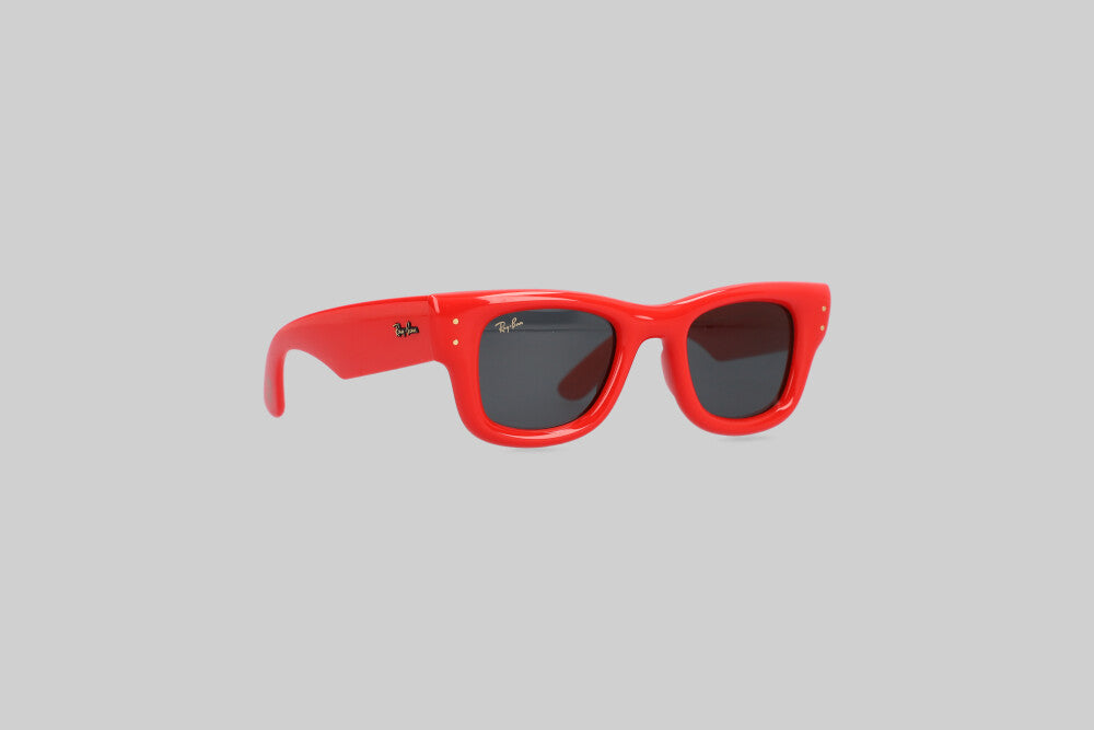 Ray-Ban Wayfarer Puffer Sunglasses 'Red'