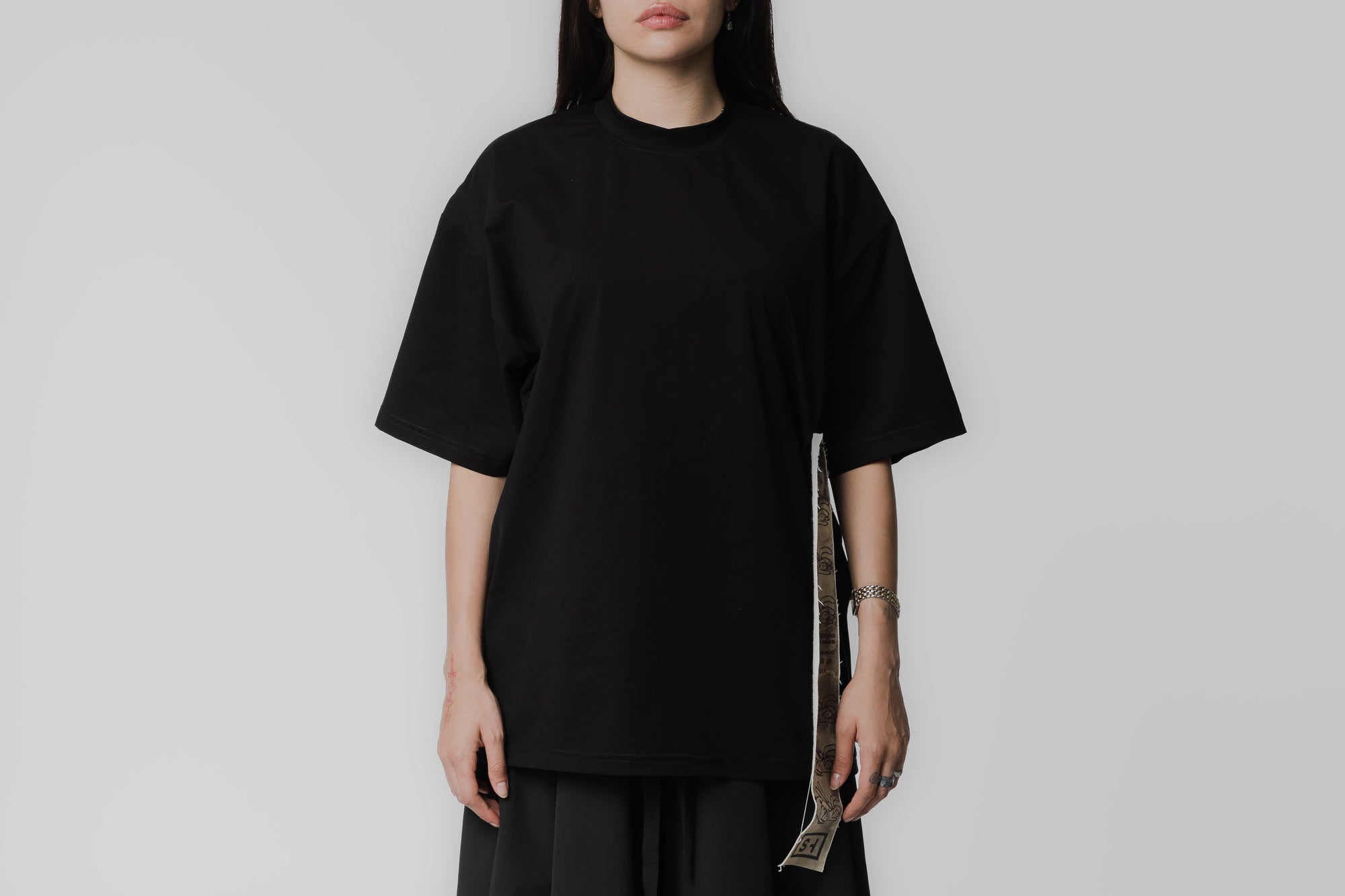 SH Tee 'Black' - [sku] - Lust México