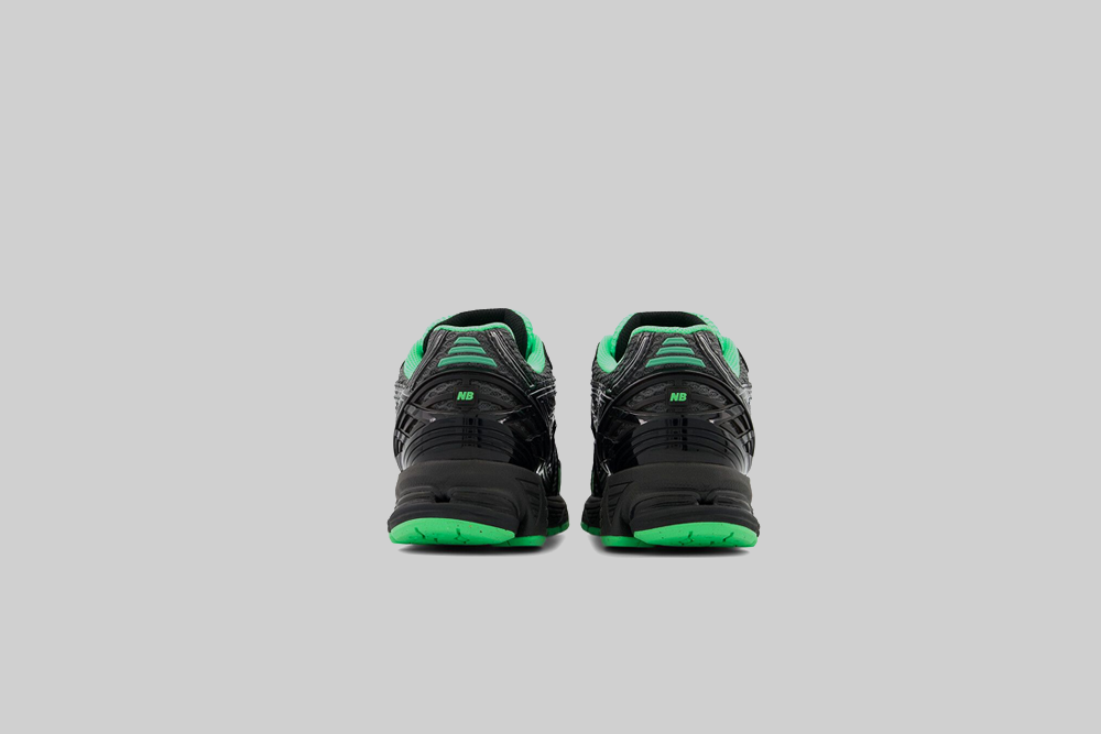 New Balance 1906R 'Dark and Silver Metallic'