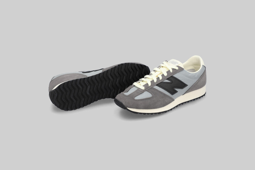 New Balance 471 'Castle Rock'