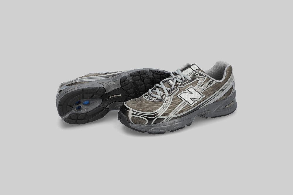 New Balance 740 'Black Metallic' - U7407YI - Lust México