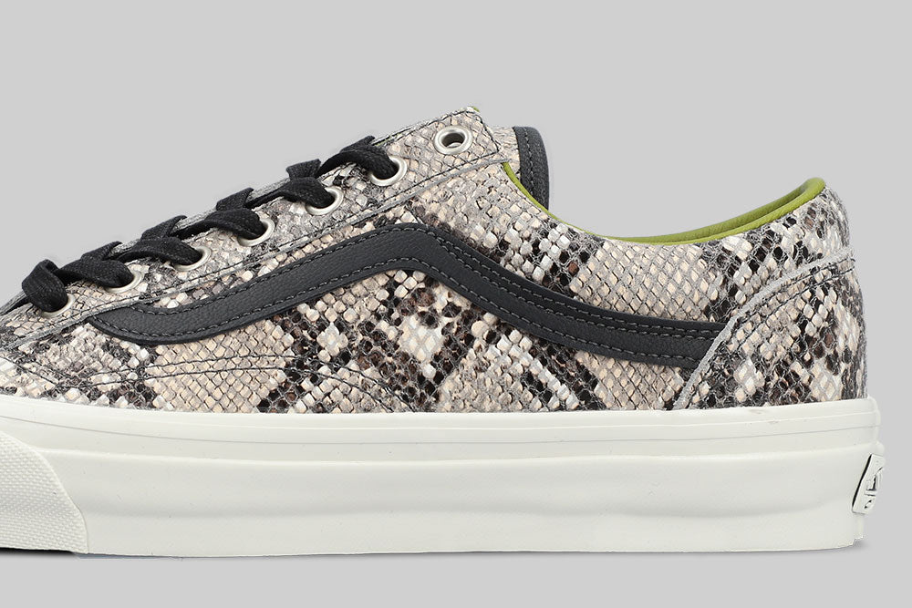 Vans Premium Old Skool 36 'Python Silver' - VN000EHDSLV - Lust México
