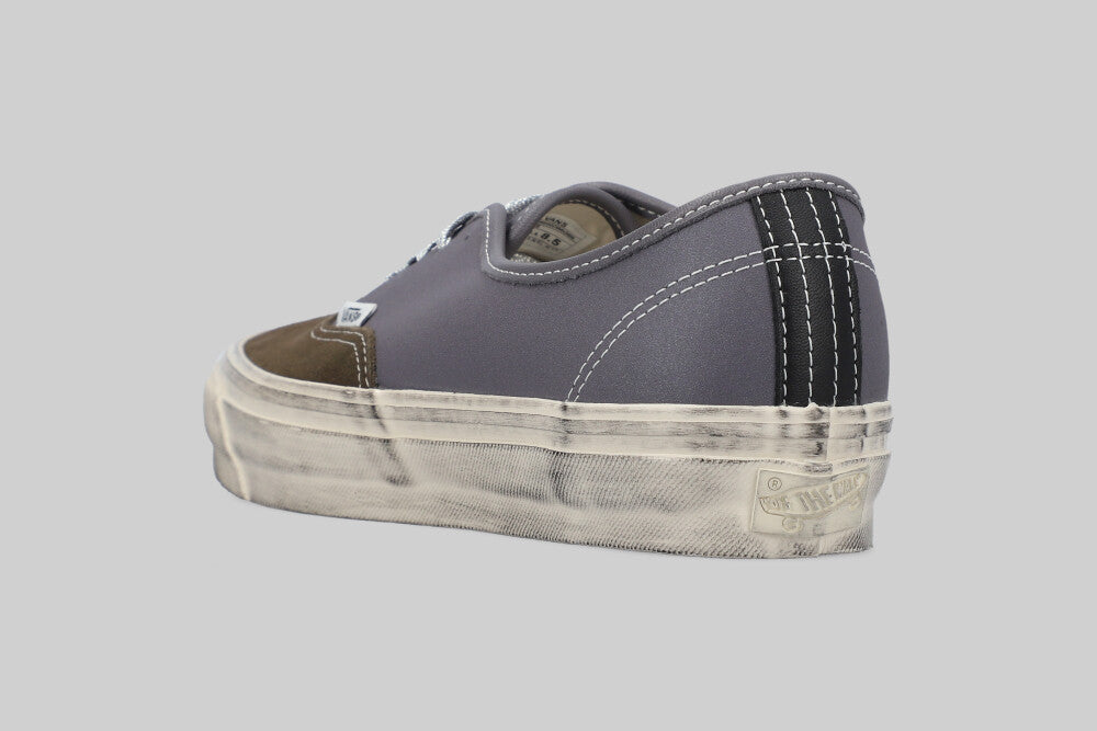 Vans LX Authentic 44 'Aged Coal' - VN000DB8GBE - Lust México