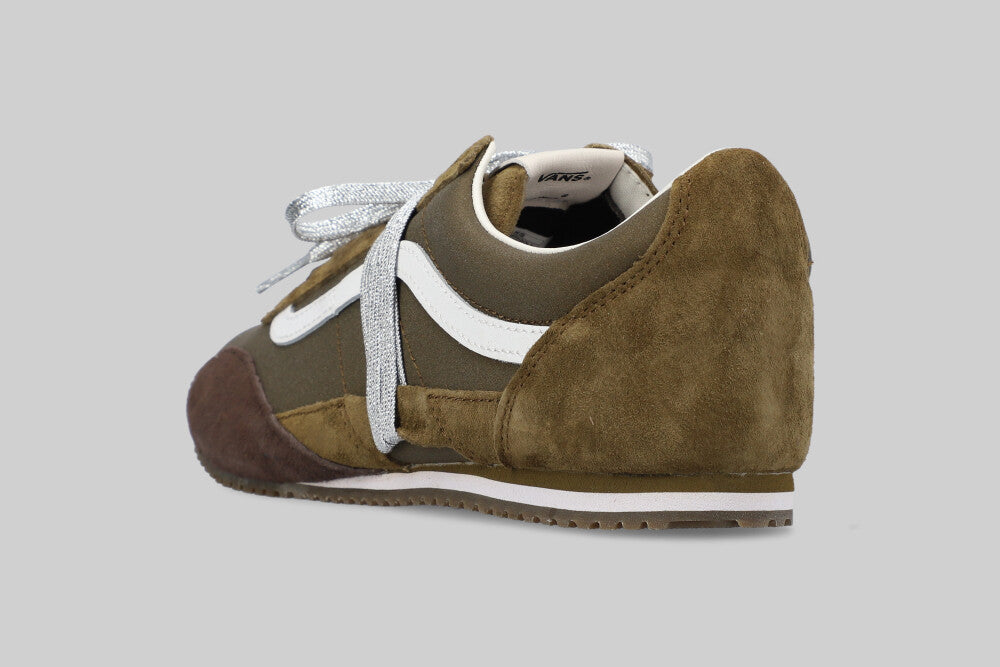 Women's Vans Premium Super Lowpro Trainer 'Olive Green' - VN000EHQOLV - Lust México