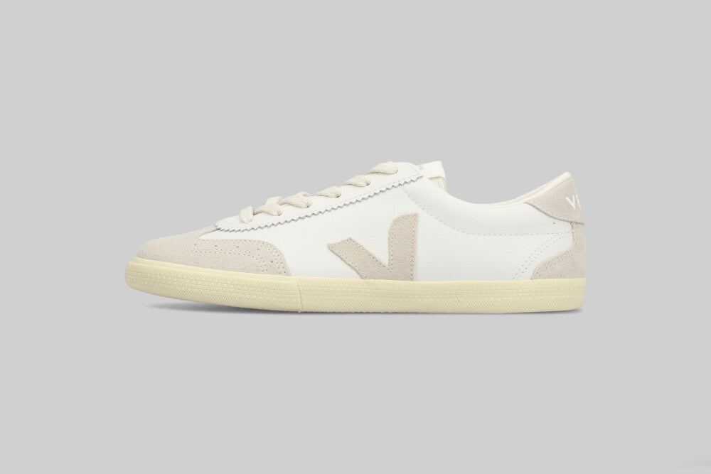 Women's Veja Volley 'White'