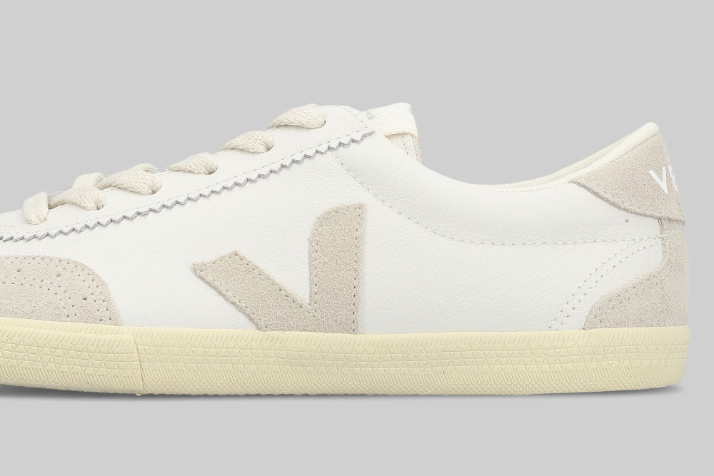 Women's Veja Volley 'White'
