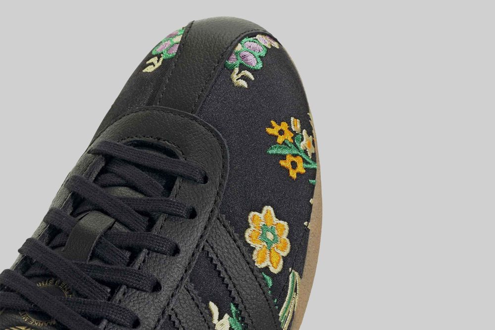 Women's adidas Tokyo 'Floral Embroidery'