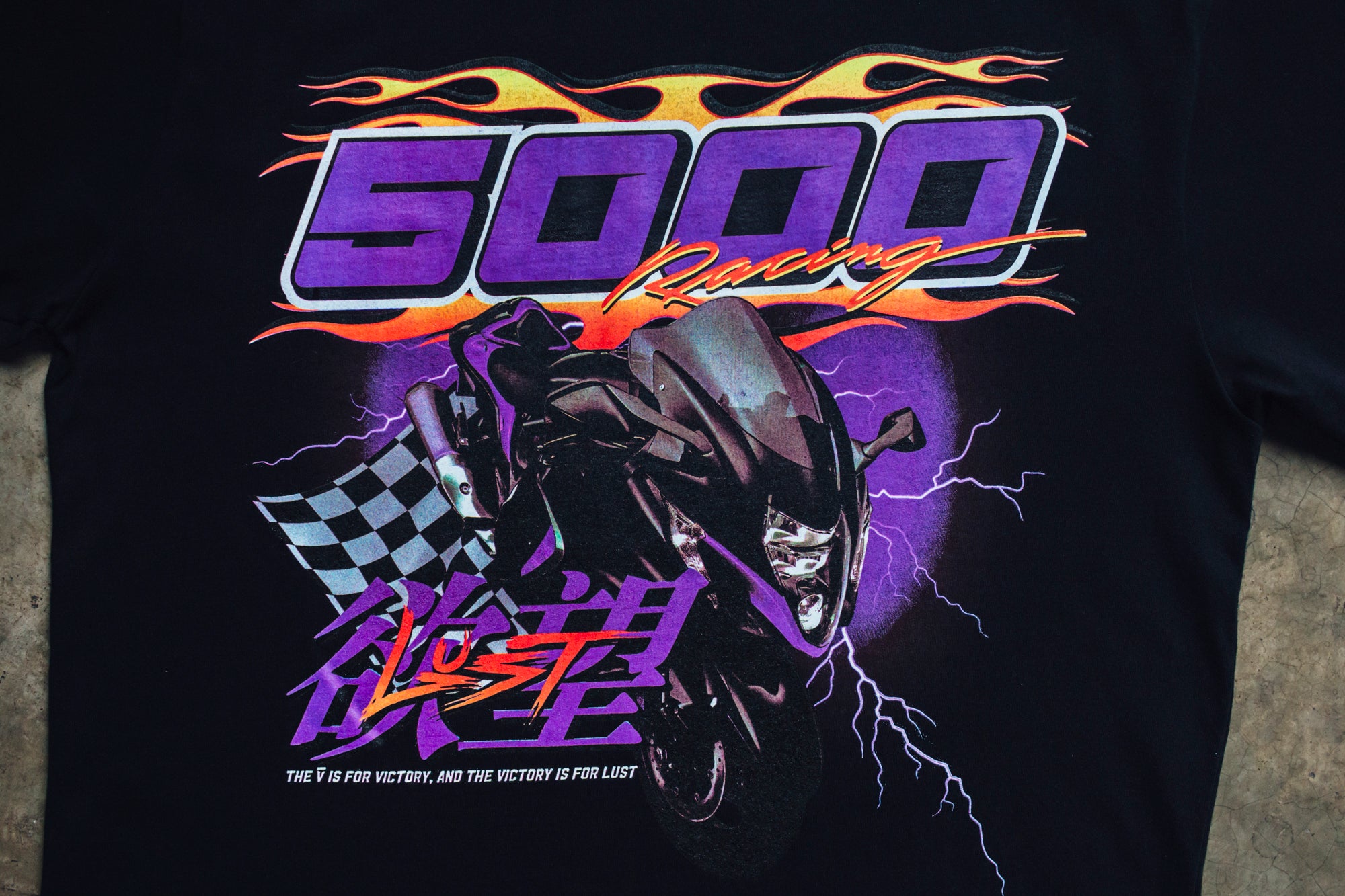 Lust Brand x Berth-Oh Hawk Tee “5000 Racing Team”. (6610231001154)