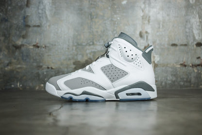 Air Jordan 6 &