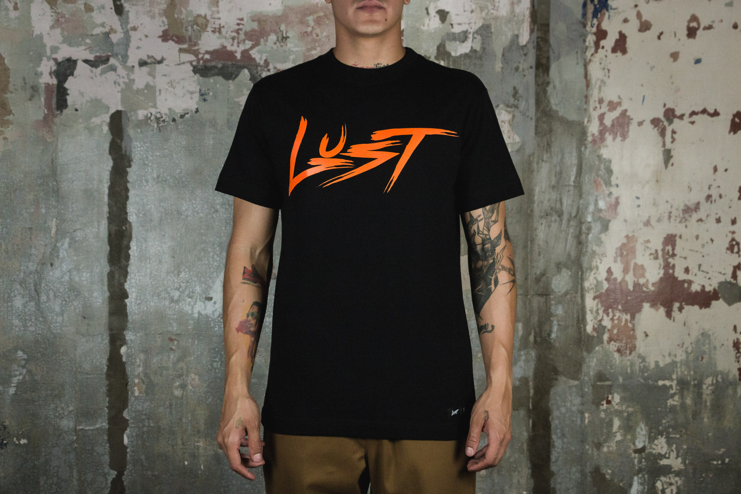 LUST BRAND CLASSIC LOGO TEE BLACK / ATOMIC ORANGE (6764378456130)
