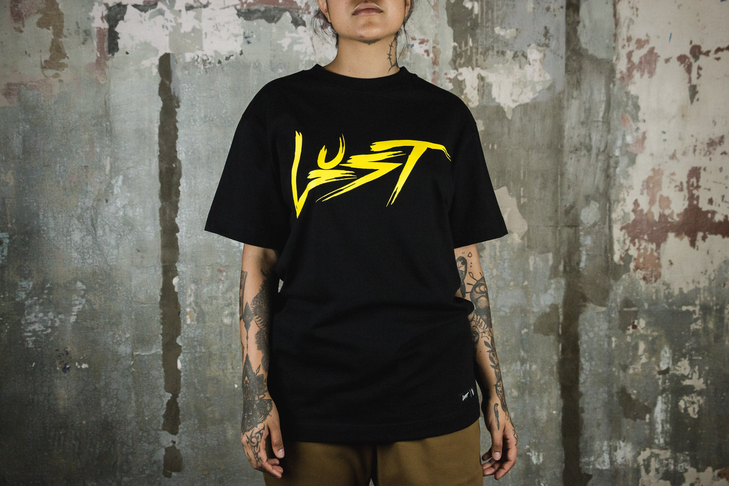 LUST BRAND CLASSIC LOGO TEE BLACK / BRIGHT YELLOW (6764375900226)