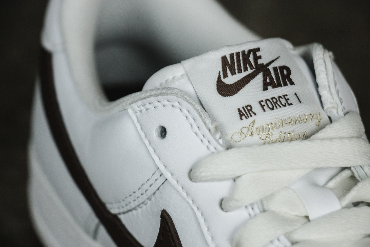 Nike Air Force 1 Low Retro (DM0576-100) White/Chocolate / 9