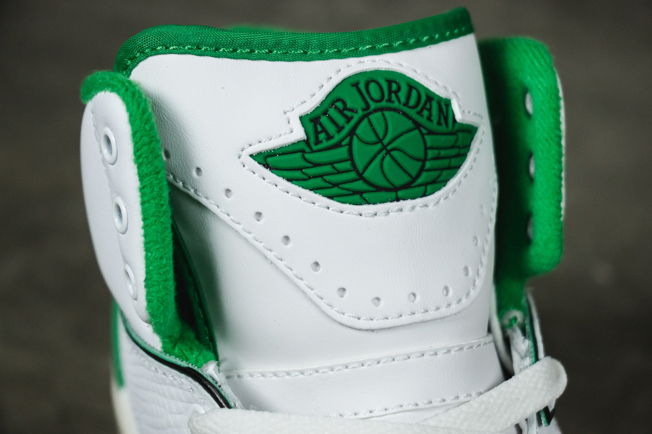 Air Jordan 2 'Lucky Green' (GS) – Lust México