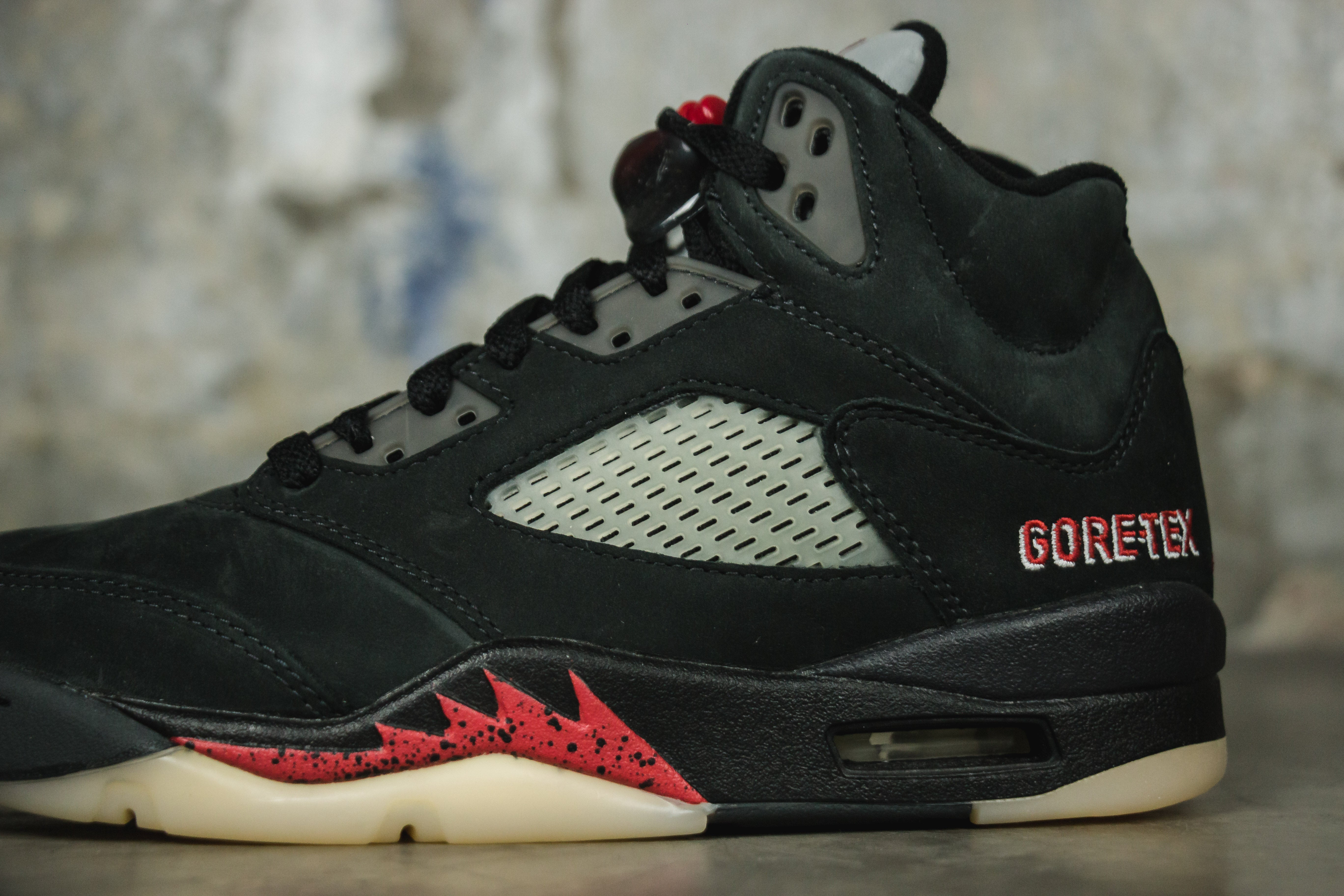 Women's Jordan 5 Retro Gore-Tex 