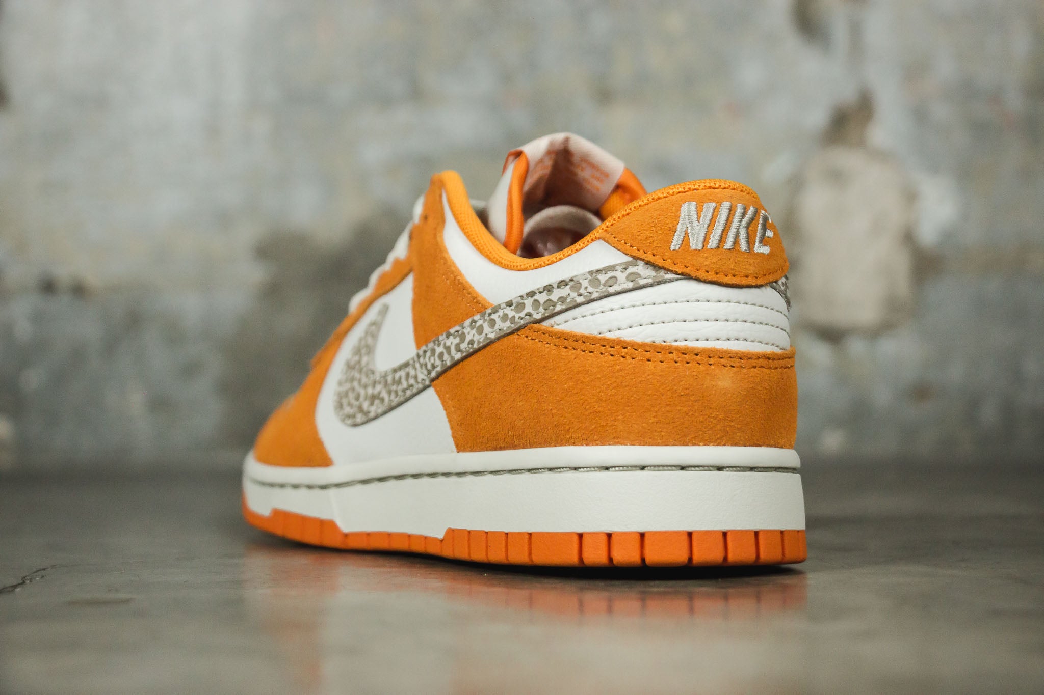 Nike Dunk Low Safari Swoosh Kumquat 29.5cm DR0156-800-