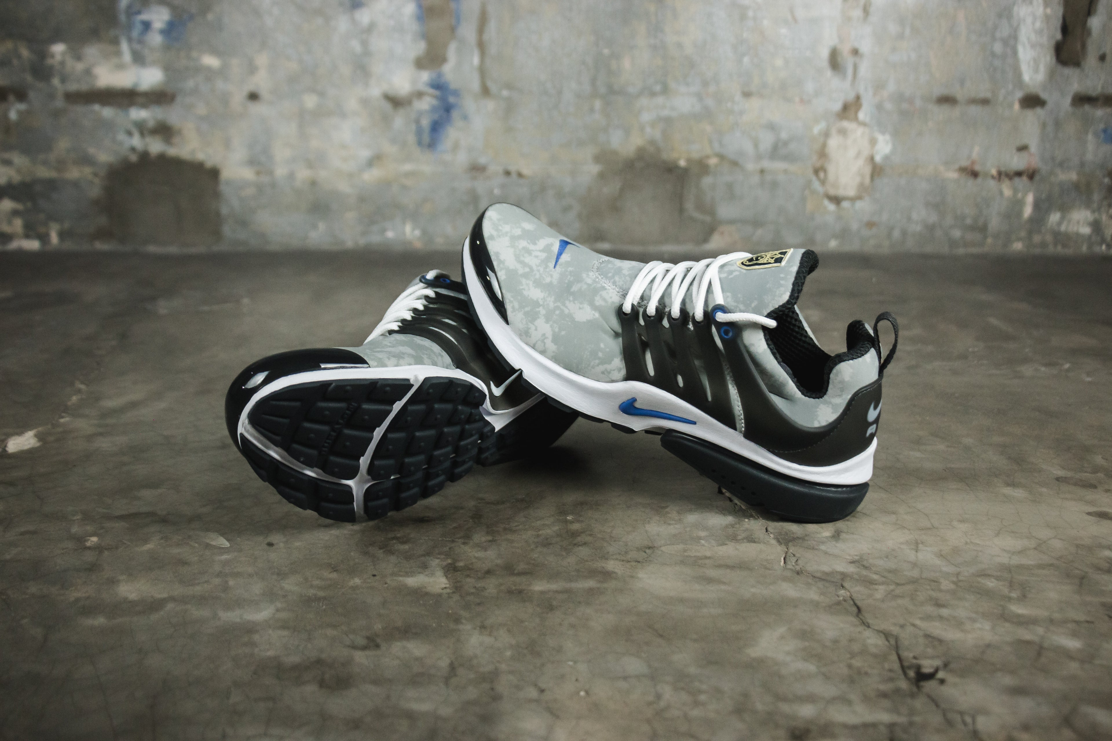 Nike Air Presto PRM &quot;Light Smoke Grey&quot; (6843654963266)
