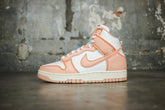 W NIKE DUNK HI 1985 ARCTIC ORANGE/ARCTIC ORANGE-SUMMIT WHITE (6801360552002)