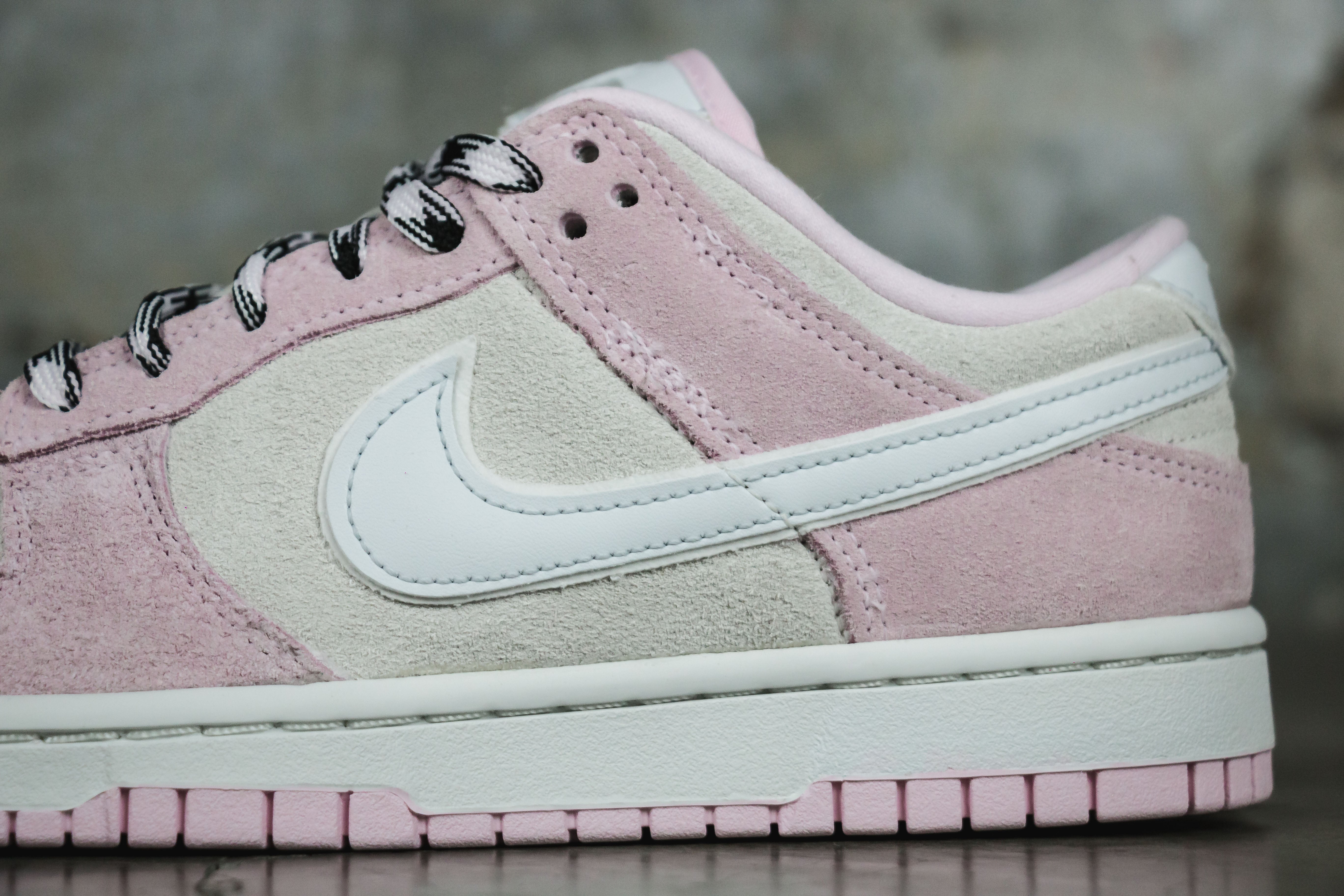 Women's Nike Dunk Low 'LX Pink Foam'