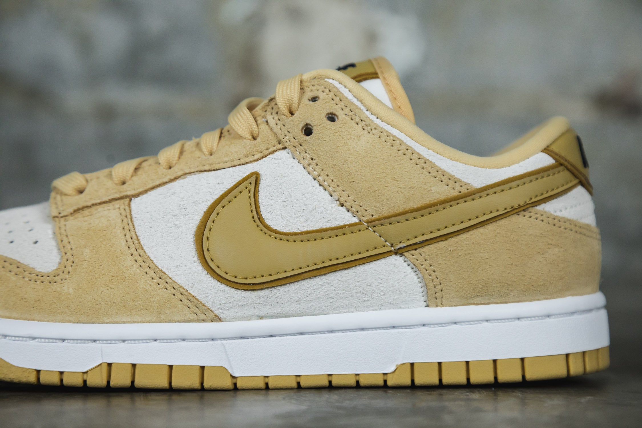 Women's Nike Dunk Low LX 'Gold Suede' – Lust México